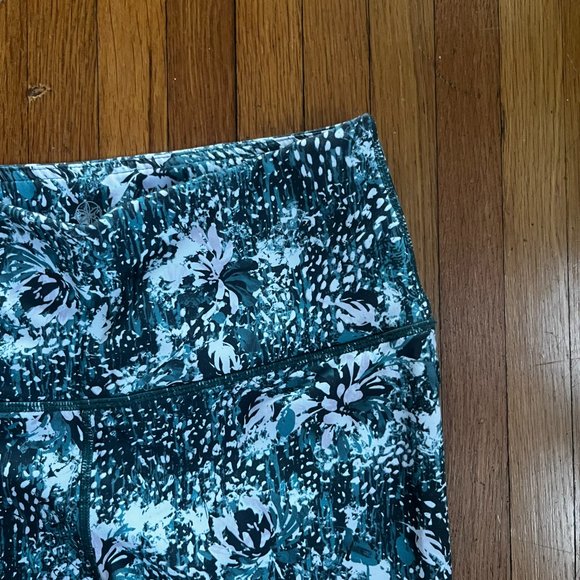 Gaiam Urban Chic Willow High Rise Leggings - Picture 4 of 5